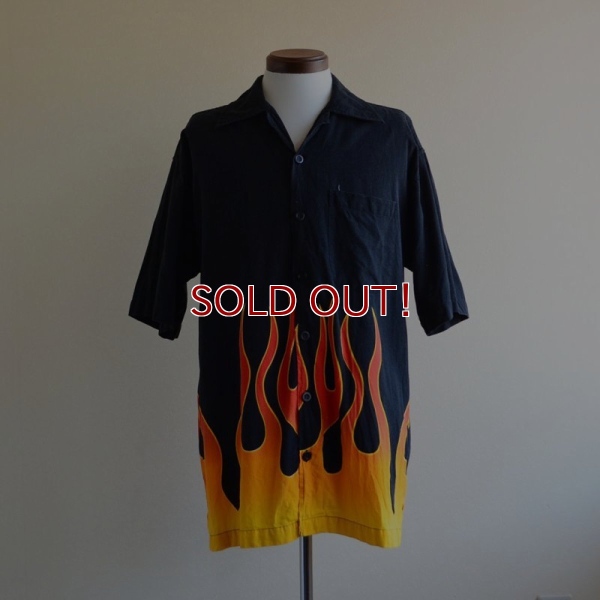 画像1: DAVID CAREY ファイヤーパターン 半袖シャツ　 COTTON×RAYON　 表記L  (1)