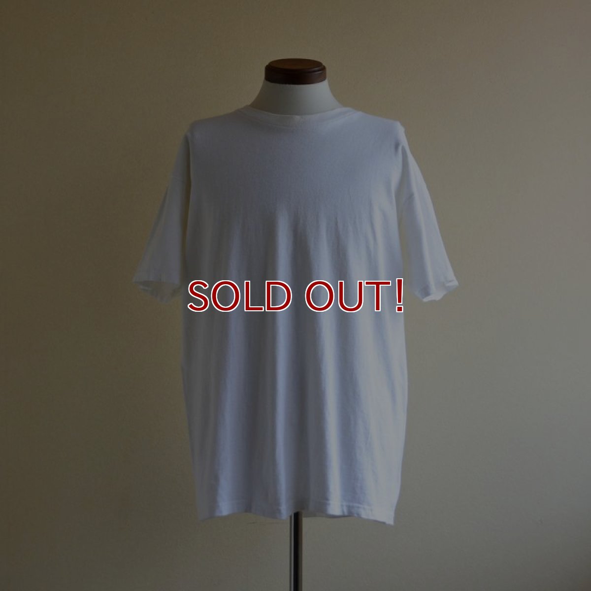 画像1: 2000s FRUIT OF THE LOOM プレーンTシャツ　 100％ COTTON　 表記XL  (1)