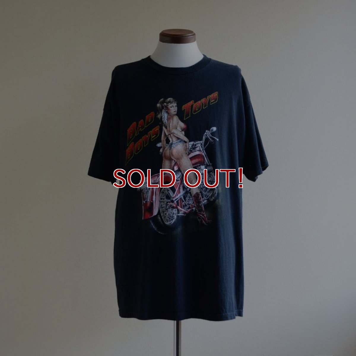 画像1: 1990s〜 BAD BOYS TOYS モーターサイクルTシャツ　 セクシープリント　 表記XL  (1)