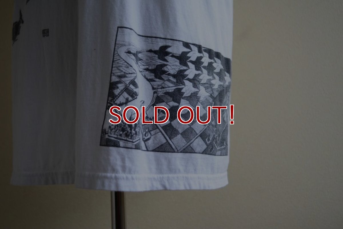画像10: M.C.Escher Tシャツ　 "Sky and Water I"　 表記L  (10)
