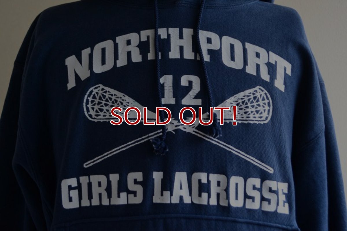 画像10: 2000s Champion リバースウィーブパーカー　 NORTHPORT GIRLS LACROSSE　 表記M  (10)