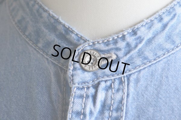 画像7: 1990s Levi's デニムバンドカラーシャツ  表記L