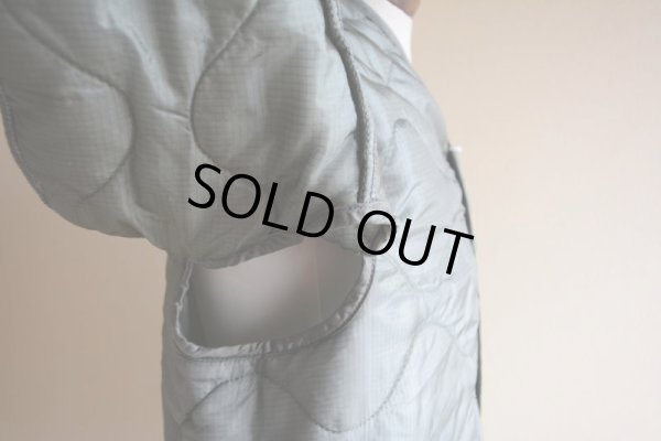 画像9: 2000s US.ARMY M-65 キルティングライナージャケット  表記S