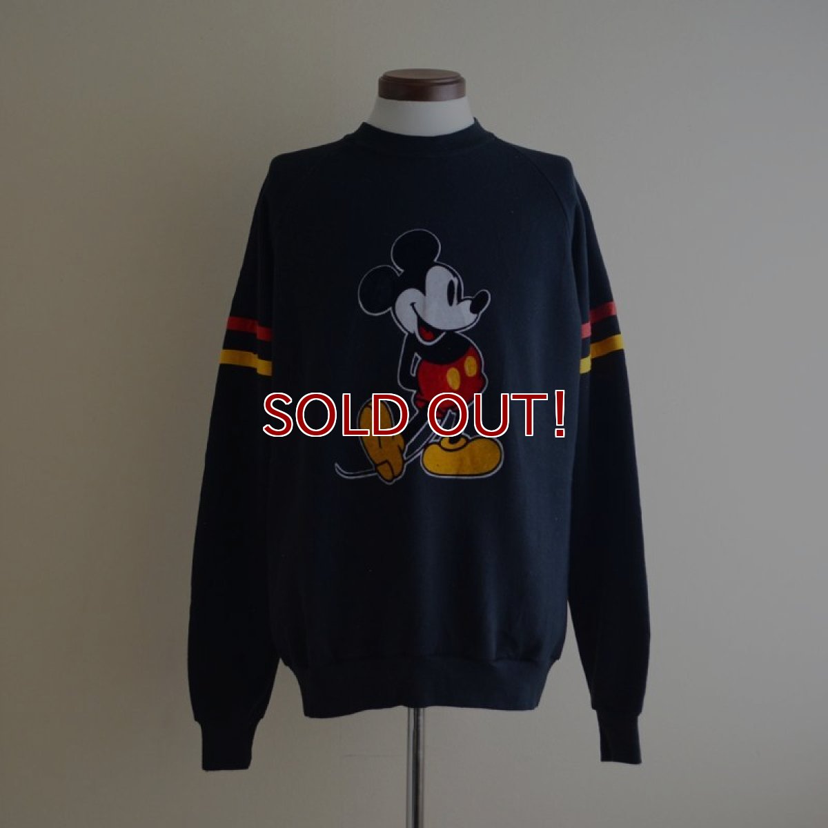 画像1: 1980s Mickey Mouse フロッキースウェット　 表記XL  (1)