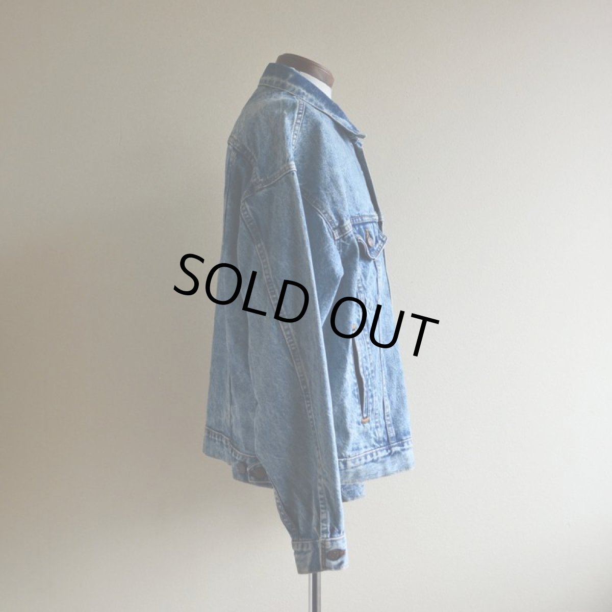 画像2: 1980s Levi's 70507-0219 ケミカルデニムジャケット　 MADE IN USA　 表記XL  (2)