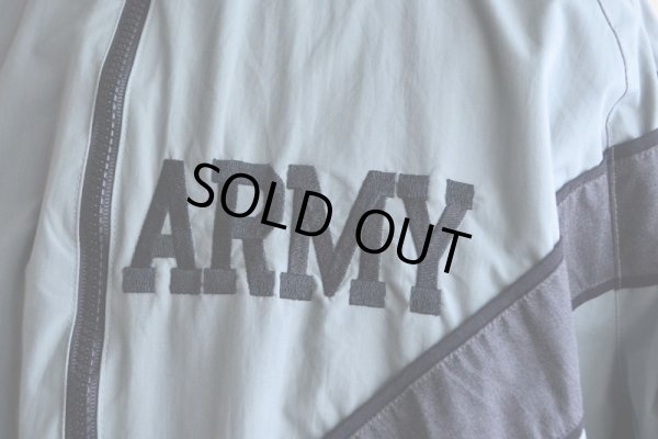 画像9: 2000s US.ARMY PFU ナイロントレーニングジャケット　 表記SMALL-REGULAR 