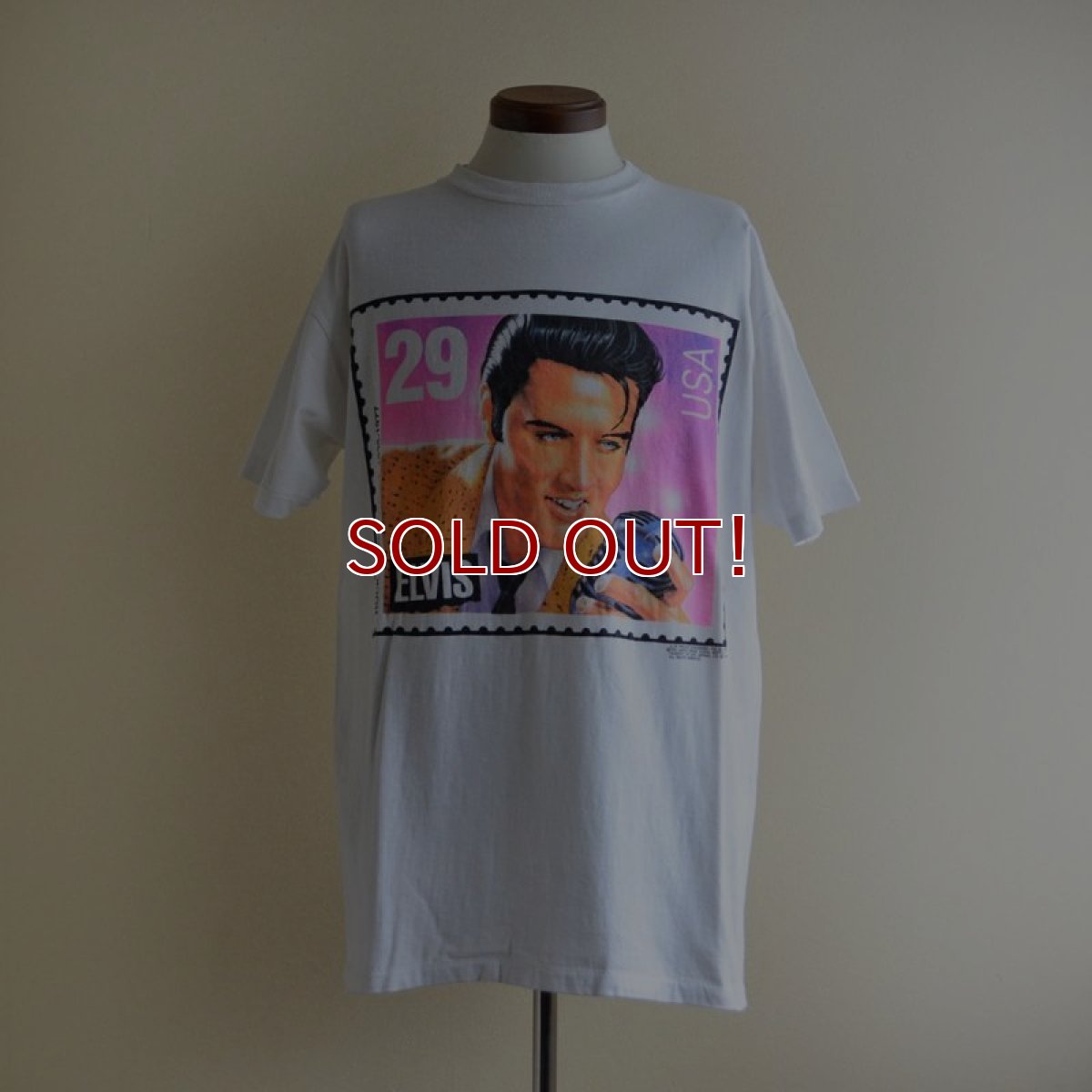 画像1: 1990s ELVIS 29￠Stamp Tシャツ　 MADE IN USA　 表記ONE SIZE FITS MOST(実寸L)  (1)
