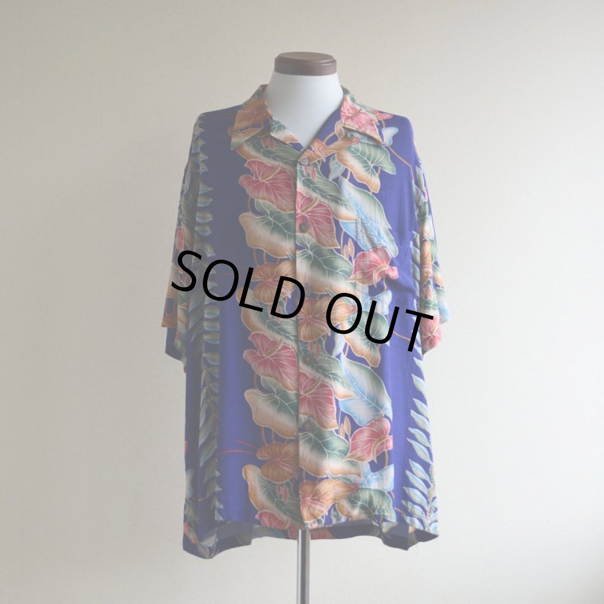 画像1: KAMEHAMEHA レーヨンアロハシャツ　 "MADE IN HAWAII"　 表記XL  (1)