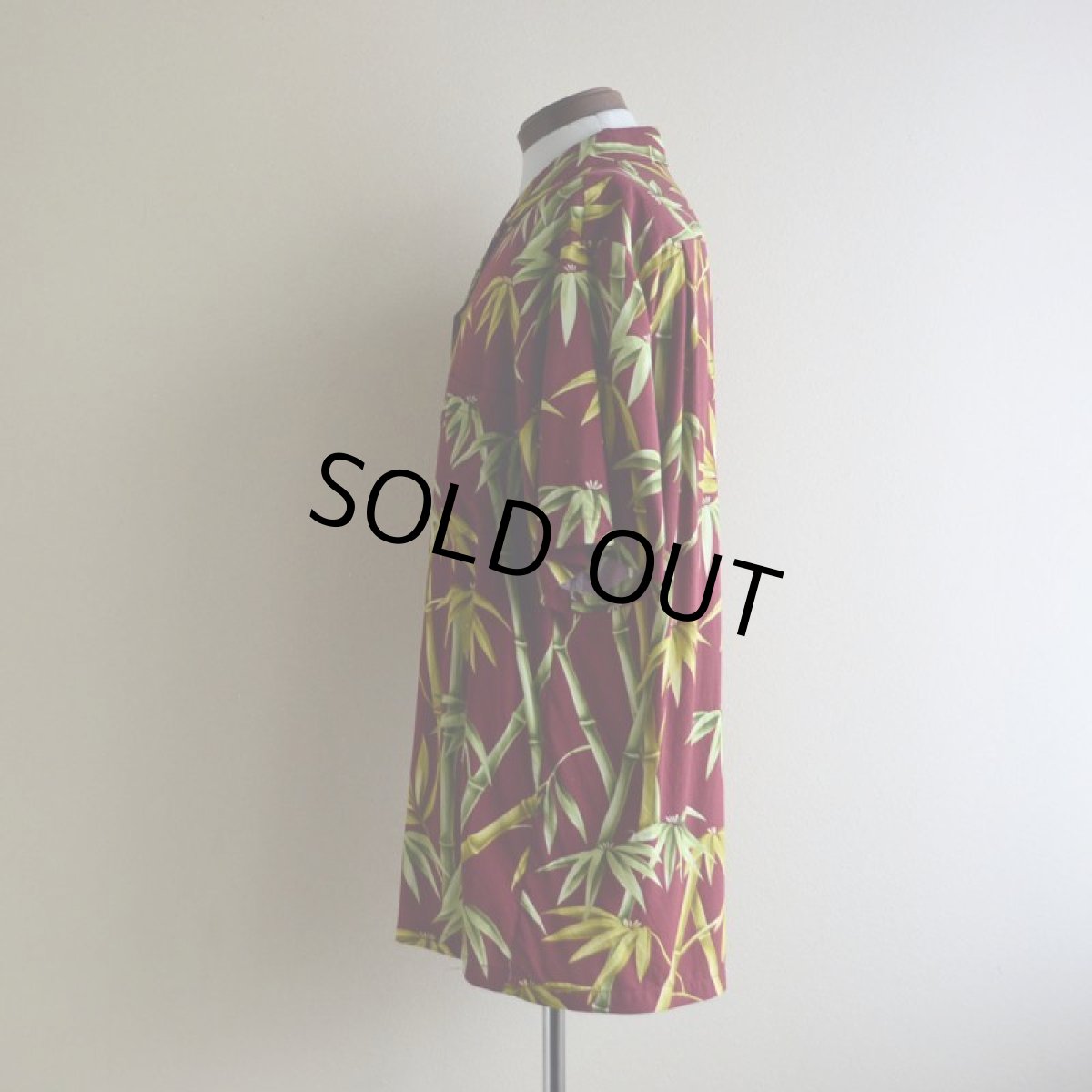 画像4: Bishop St.  バンブー柄レーヨンアロハシャツ　 "MADE IN HAWAII"　 表記M  (4)