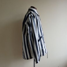 画像2: 1990s BUTWIN ナイロンコーチジャケット　 "MADE IN USA"　 表記L  (2)