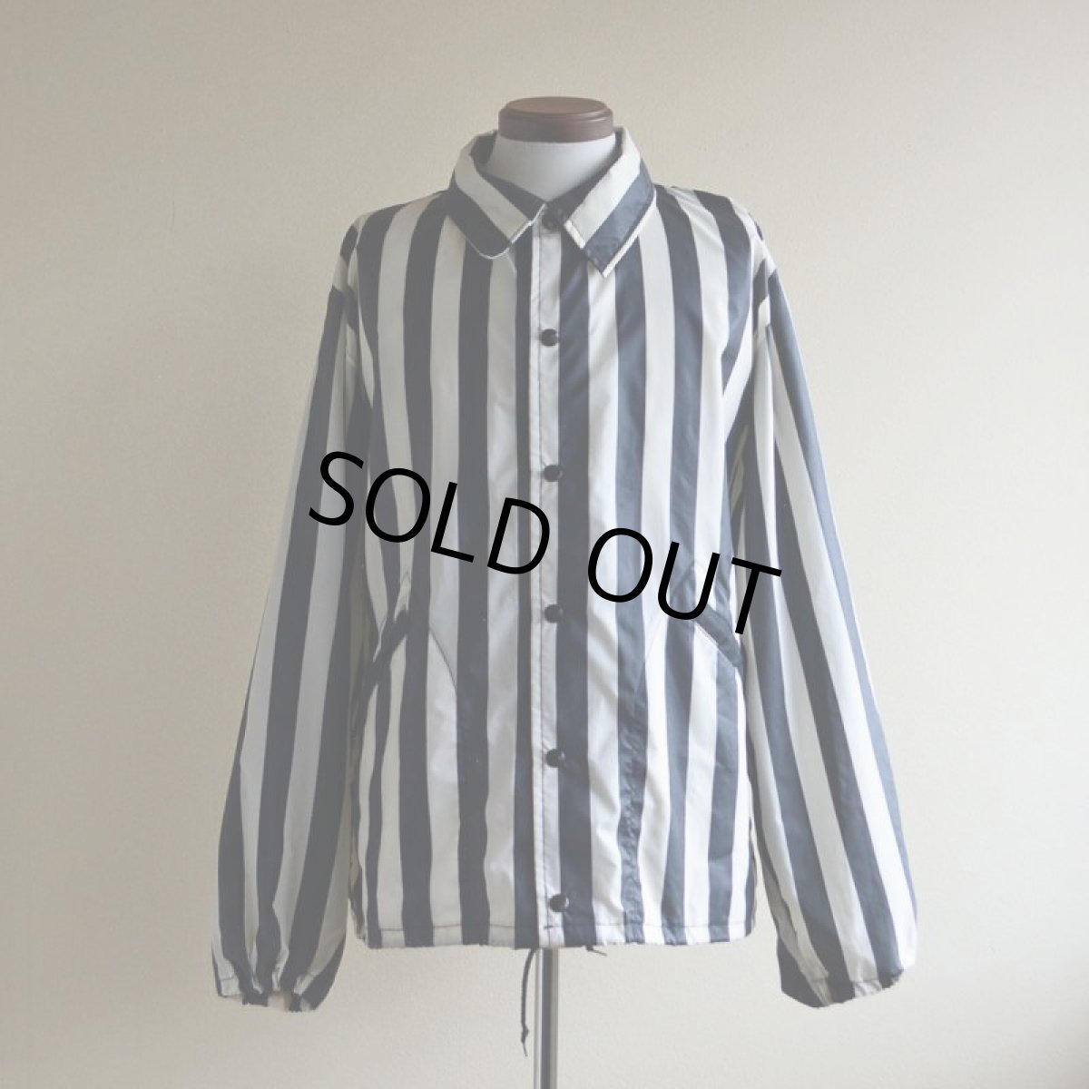 画像1: 1990s BUTWIN ナイロンコーチジャケット　 "MADE IN USA"　 表記L  (1)