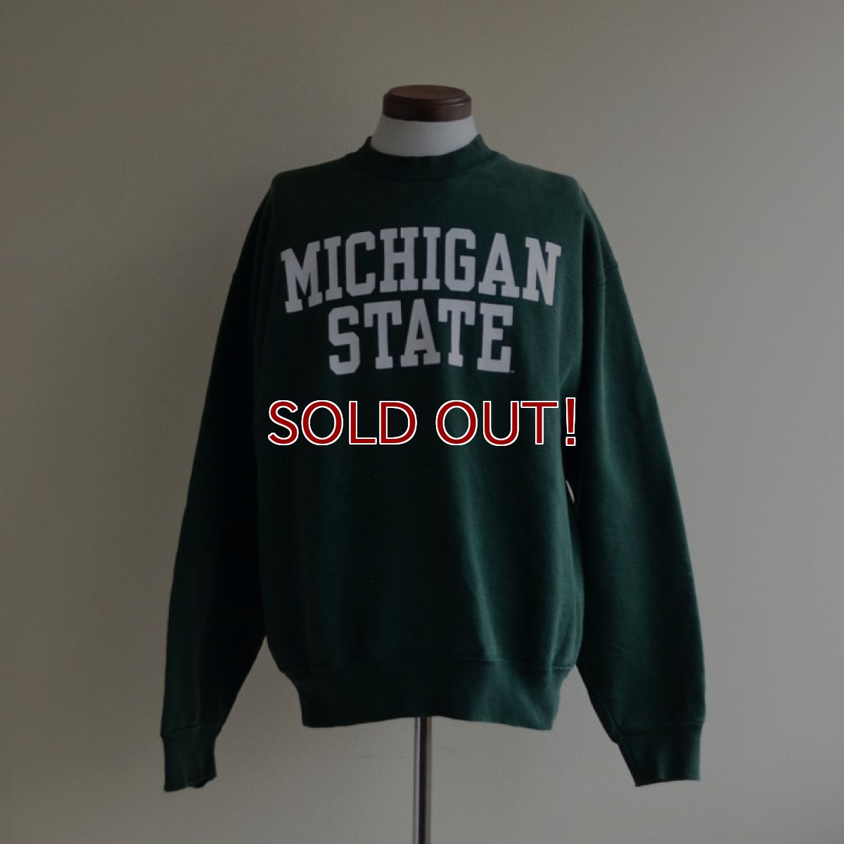 画像1: 1990s MICHIGAN STATE カレッジスウェット　 "MADE IN USA"　 表記L  (1)