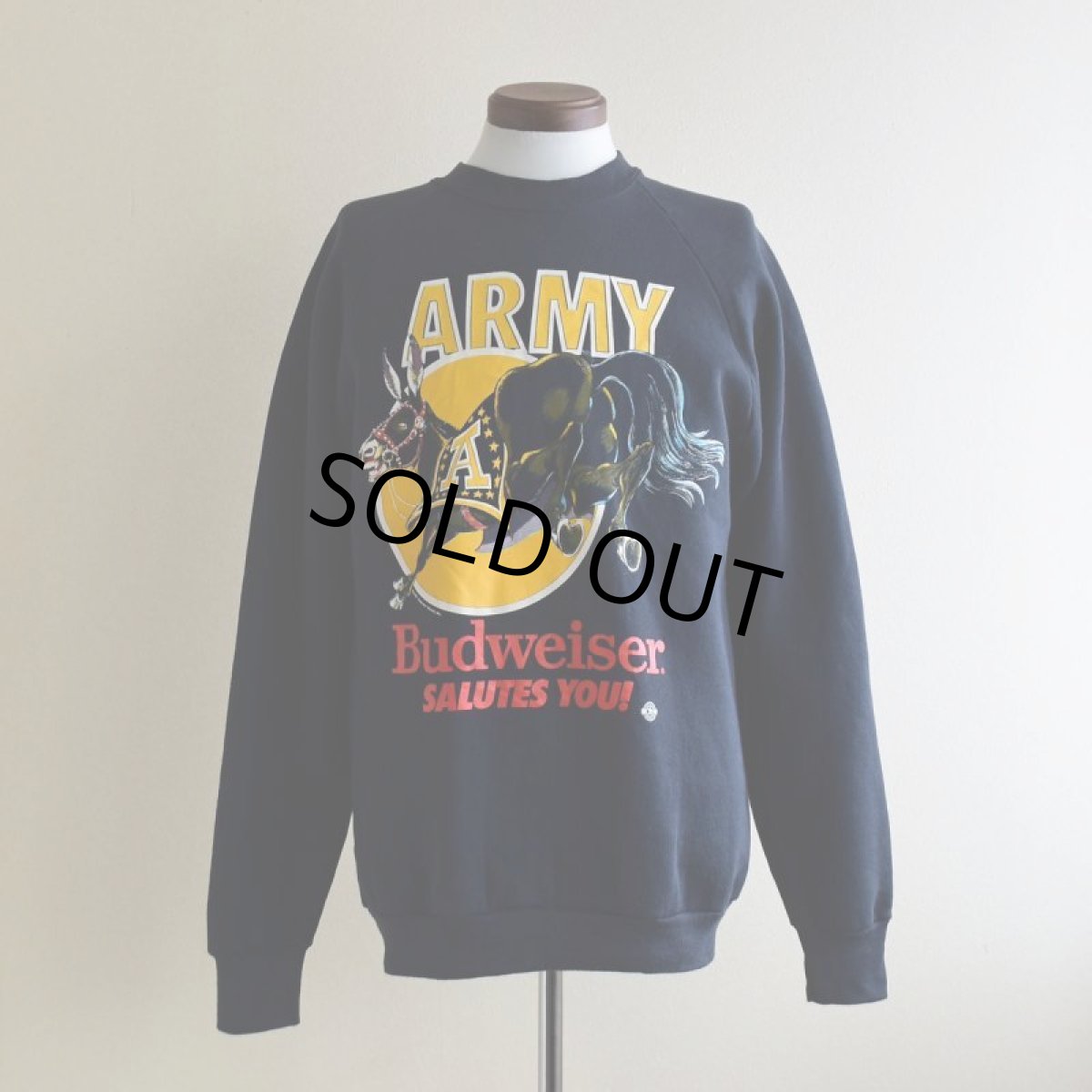 画像1: 1980s Budweiser SALUTES YOU！ ARMY プリントスウェット　 "MADE IN USA"　 表記L  (1)