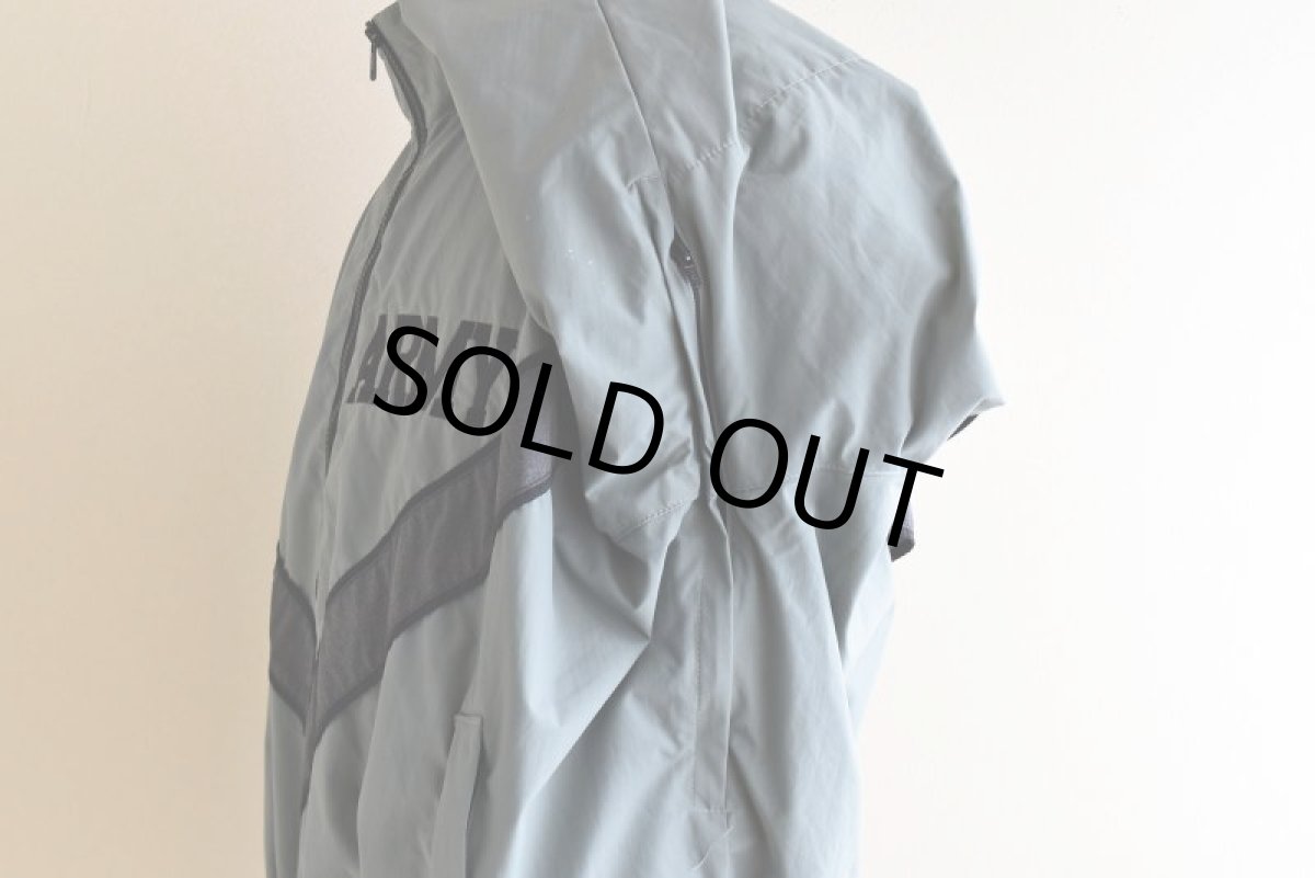 画像10: 1990s US.ARMY IPFU ナイロントレーニングジャケット　 表記MEDIUM-SHORT  (10)