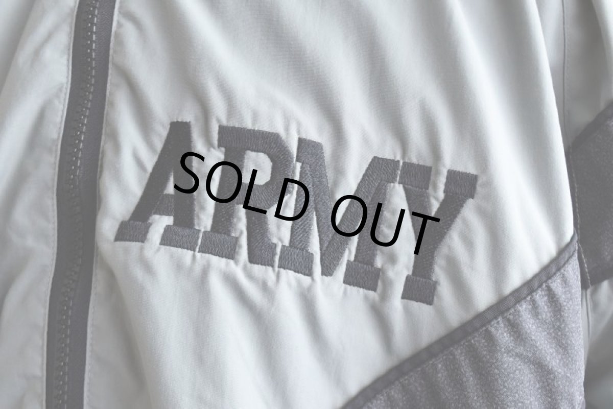 画像8: 2000s US.ARMY IPFU ナイロントレーニングジャケット　 表記LARGE-REGULAR  (8)