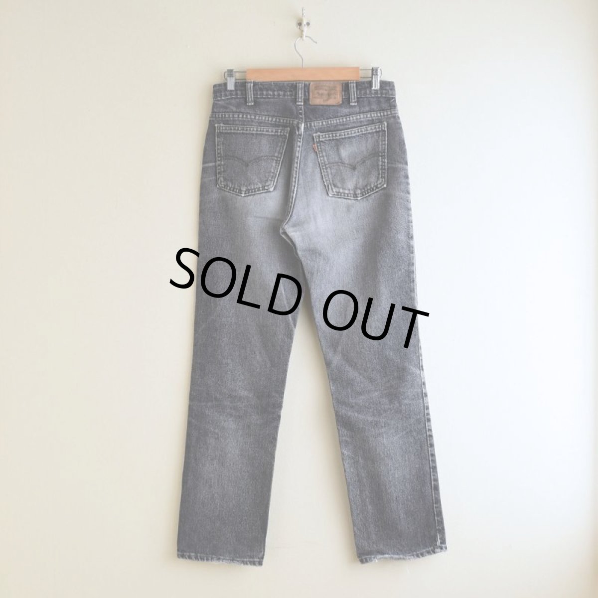 画像2: 1990s Levi's 619 ブラックデニム　  "MADE IN CANADA"　 表記W32 L32  (2)