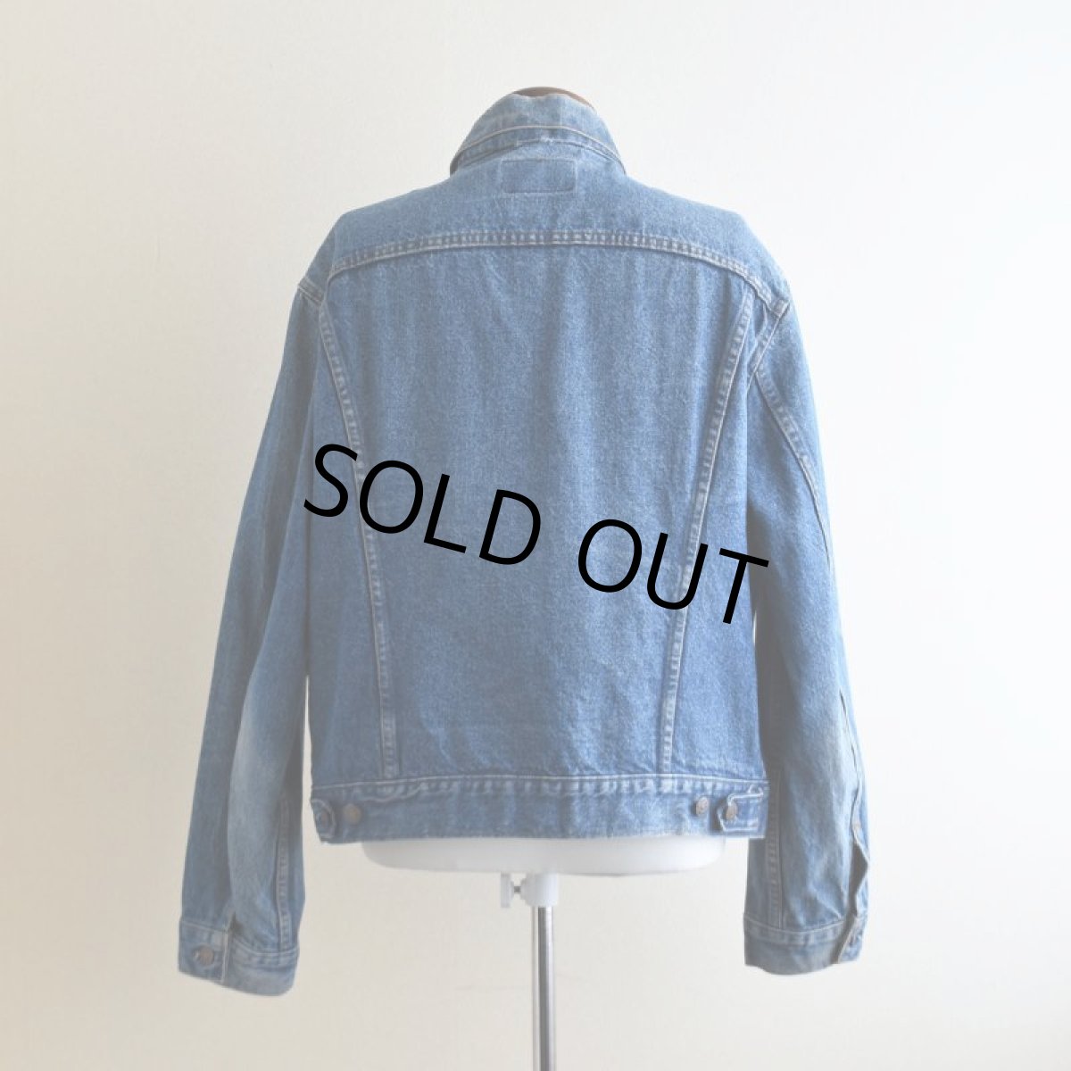 画像3: 1980s Levi's 70506-0216 デニムジャケット　  "MADE IN USA"　 表記46  (3)