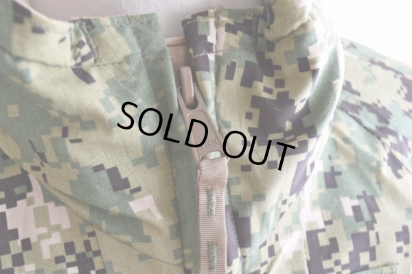 画像9: 2010s US.NAVY NWU ゴアテックスパーカー　  "TYPE3 AOR2"　 表記SMALL-SHORT 