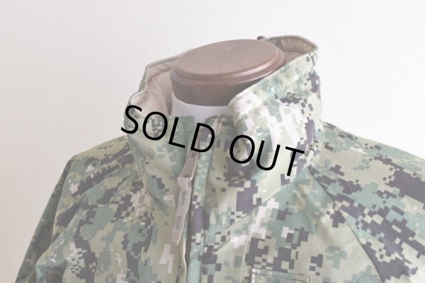 画像8: 2010s US.NAVY NWU ゴアテックスパーカー　  "TYPE3 AOR2"　 表記SMALL-SHORT 