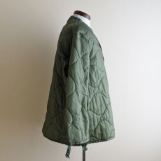 画像2: 2000s US.ARMY M-65 キルティングライナージャケット　 表記LARGE  (2)