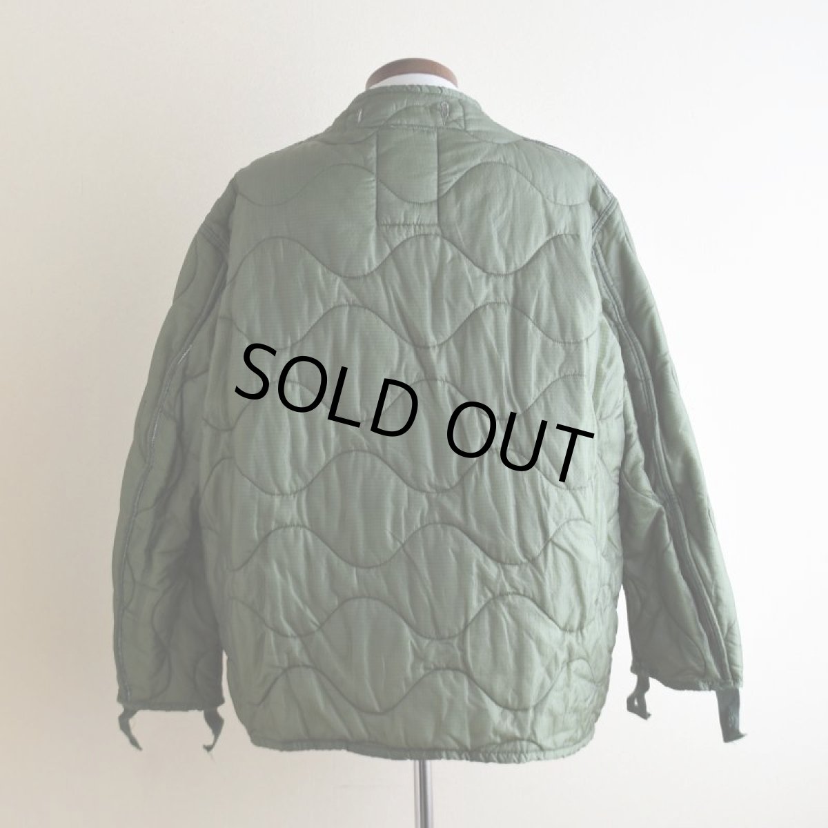 画像3: 2000s US.ARMY M-65 キルティングライナージャケット　 表記LARGE  (3)