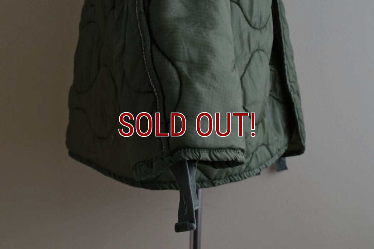 画像9: 2000s US.ARMY M-65 キルティングライナージャケット　 表記LARGE  (9)