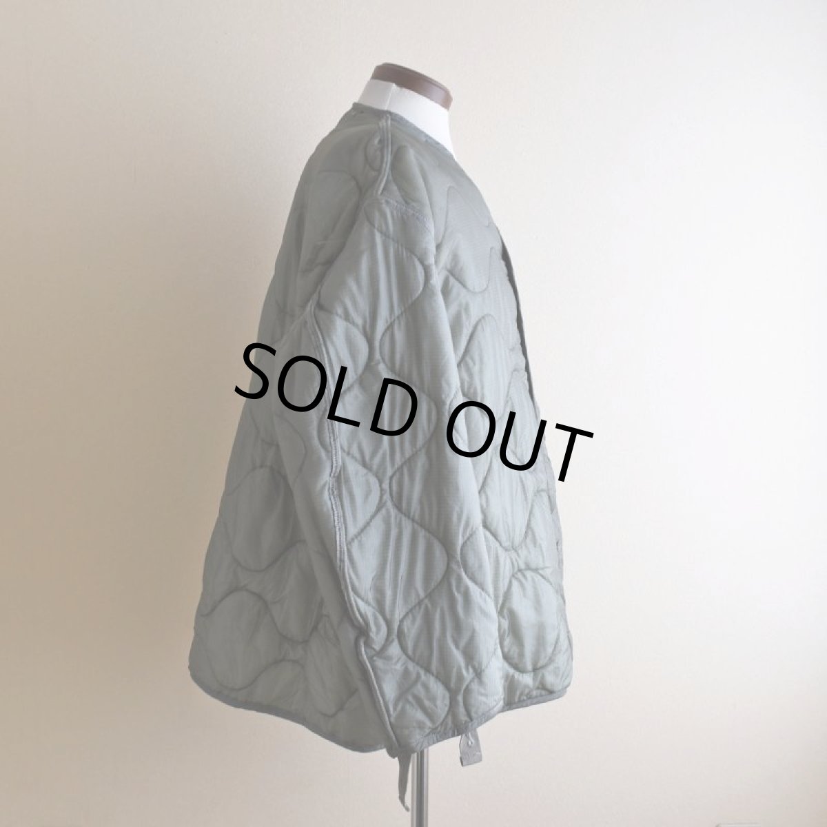 画像2: 2000s US.ARMY M-65 キルティングライナージャケット　 表記X-LARGE  (2)