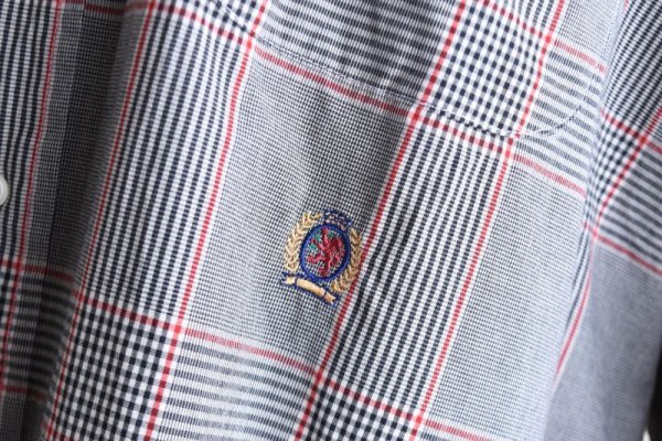 画像8: 1990s TOMMY HILFIGER ボタンダウンシャツ  表記XL