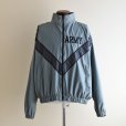 画像1: 1990s US.ARMY IPFU ナイロントレーニングジャケット　<br>表記SMALL-REGULAR<br> (1)