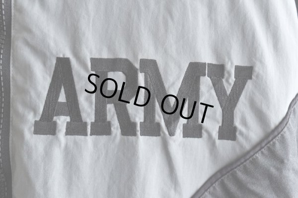 画像8: 1990s US.ARMY IPFU ナイロントレーニングジャケット  表記MEDIUM-REGULAR