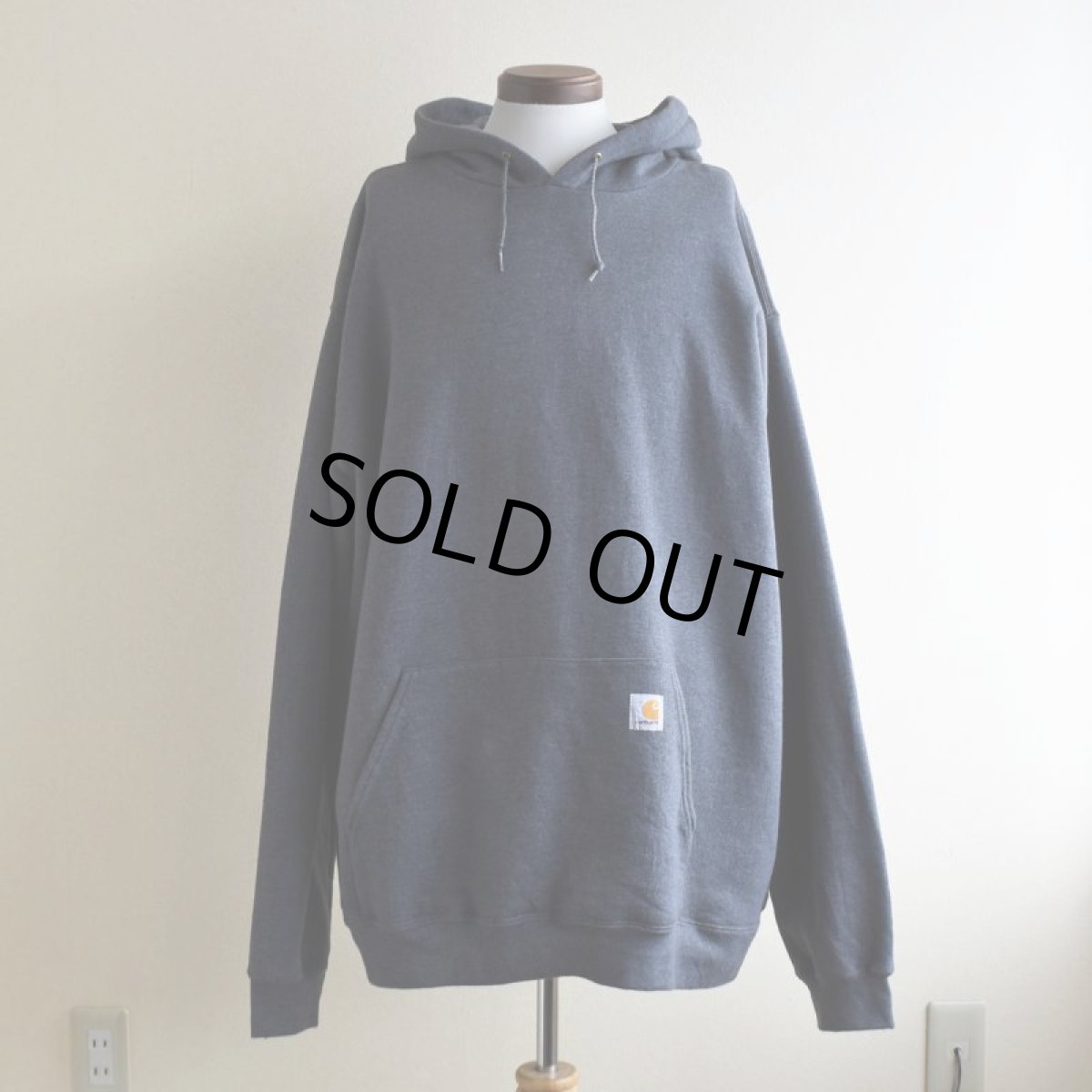画像1: Carhartt スウェットパーカー　 表記2XL  (1)