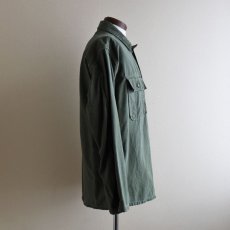 画像2: 1960s US.ARMY OG107 ユーティリティシャツ　 "1st後期"　 実寸ML  (2)