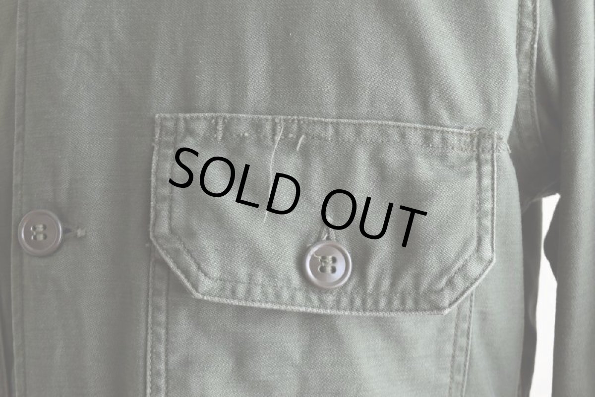 画像10: 1960s US.ARMY OG107 ユーティリティシャツ　 "2nd"　 表記14 1/2×32  (10)