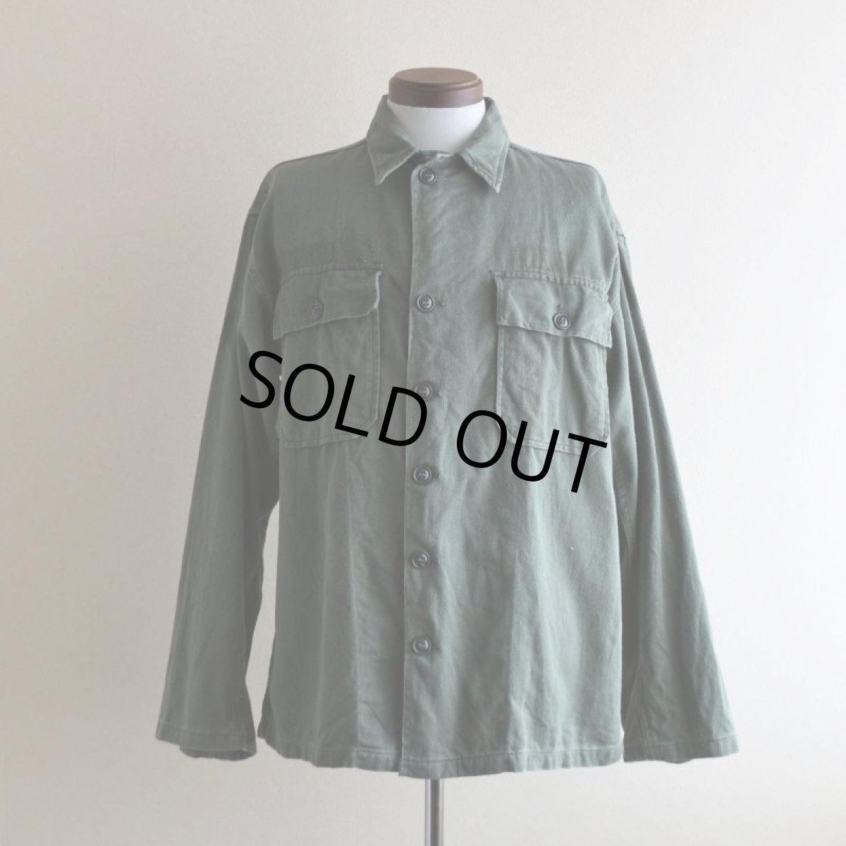 画像1: 1960s US.ARMY OG107 ユーティリティシャツ　 "1st後期"　 表記MEDIUM  (1)