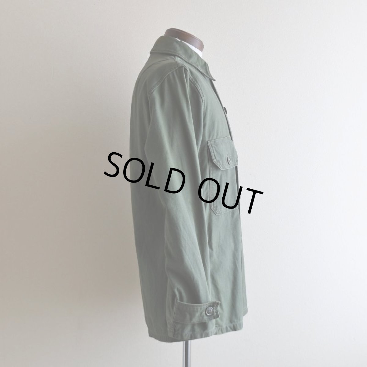 画像2: 1960s US.ARMY OG107 ユーティリティシャツ　 "2nd"　 表記14 1/2×32  (2)