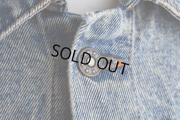 画像8: 1990s ELVIS 監獄ロック ペイントデニムジャケット  表記M((実寸L-XL))