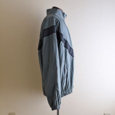 画像2: 1990s US.ARMY IPFU ナイロントレーニングジャケット　 表記MEDIUM-LONG  (2)