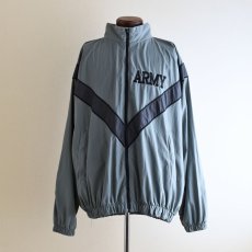 画像1: 1990s US.ARMY IPFU ナイロントレーニングジャケット　 表記MEDIUM-LONG  (1)