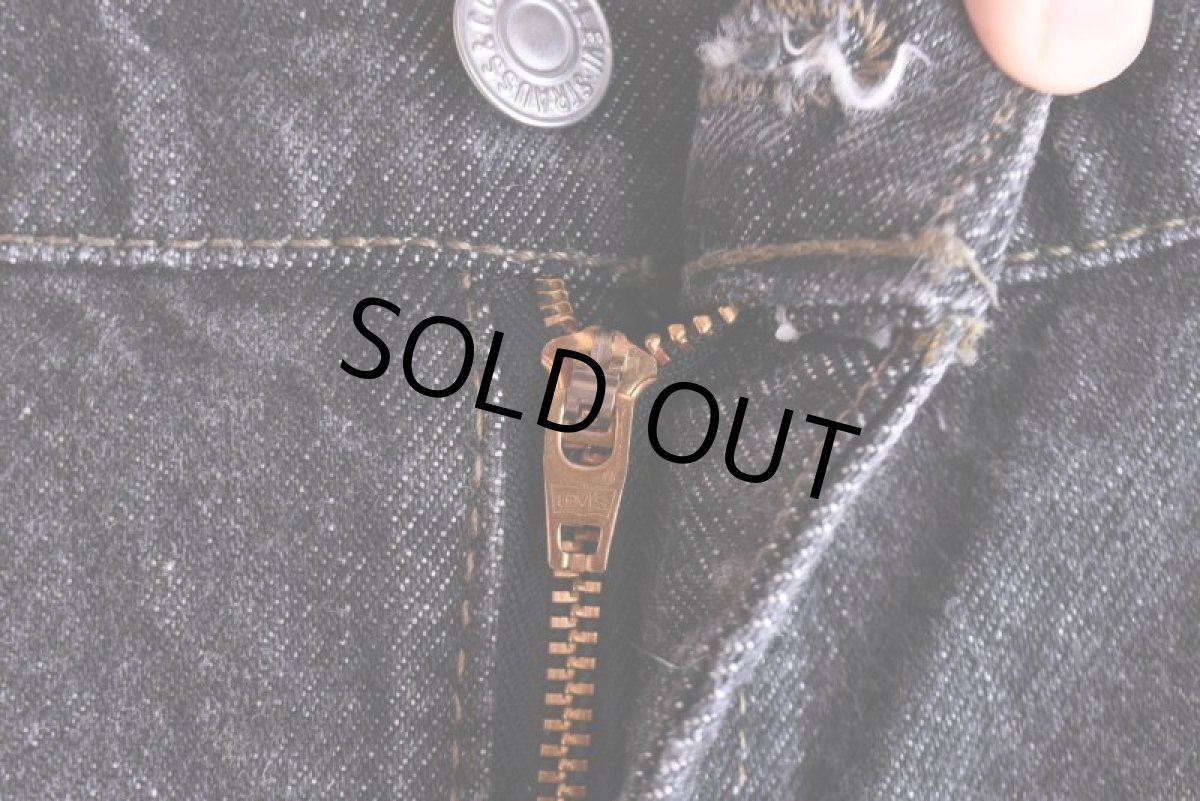 画像9: 1990s Levi's 505-0259 先染めブラックデニム　 "MADE IN USA"　 表記W42 L32  (9)