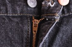 画像9: 1990s Levi's 505-0259 先染めブラックデニム　 "MADE IN USA"　 表記W42 L32  (9)