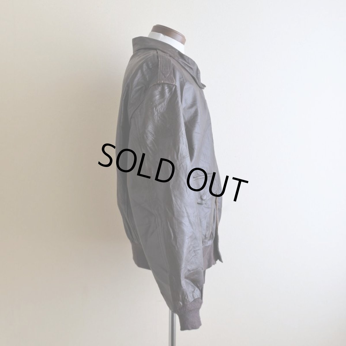 画像2: 1980-90s COOPER A-2フライトレザージャケット　 "MADE IN USA"　 表記48R  (2)