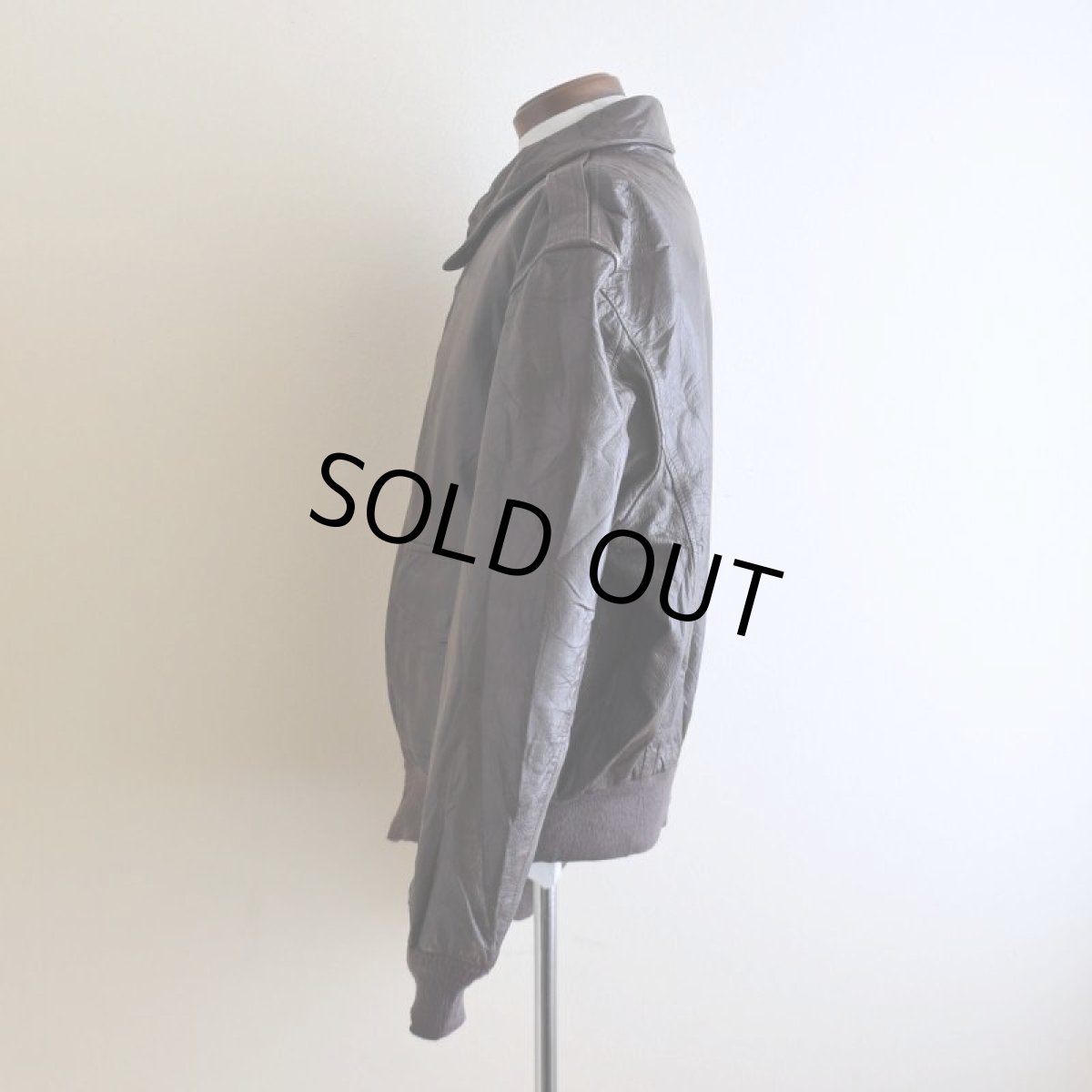 画像4: 1980-90s COOPER A-2フライトレザージャケット　 "MADE IN USA"　 表記48R  (4)