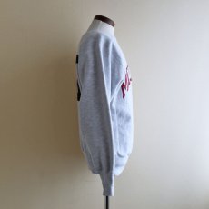 画像2: 1990s Champion リバースウィーブスウェット　 "MADE IN USA/バックプリント有り"　 表記M  (2)
