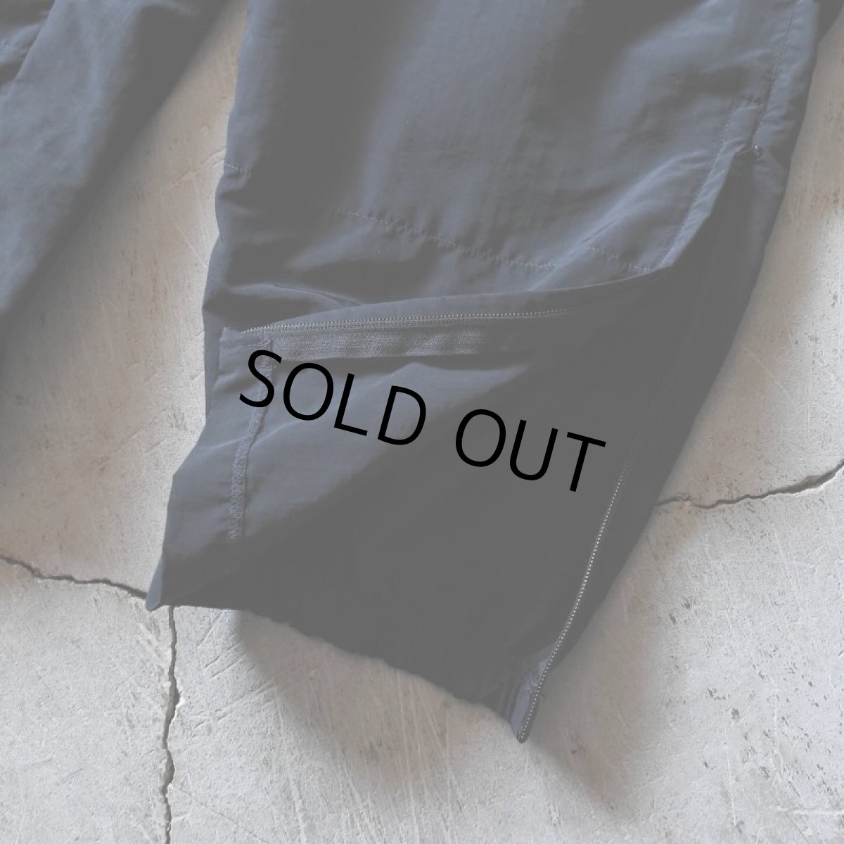 画像7: US.ARMY APFU ナイロンパンツ　 表記LARGE-REGULAR  (7)