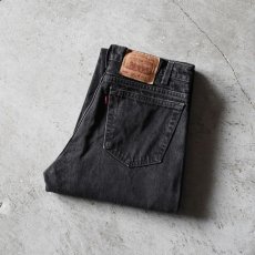 画像1: 1990s Levi's 550ブラック /RELAXED FIT TAPERD LEG　 "MADE IN USA"　 表記W34 L32  (1)