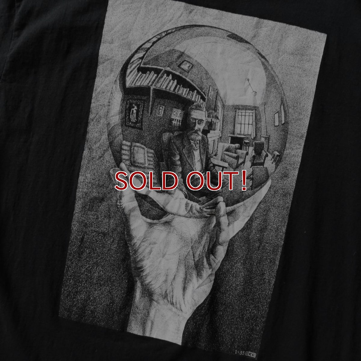 画像4: M.C.ESCHER アートTシャツ　 「写像球体を持つ手」　 表記XL  (4)