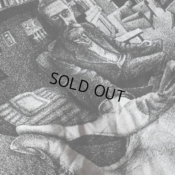 画像6: M.C.ESCHER アートTシャツ　 「写像球体を持つ手」　 表記XL 