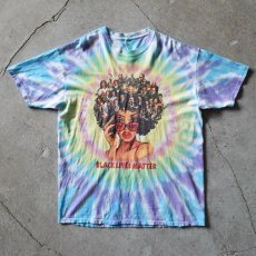 画像1: BLACK LIVES MATTER タイダイTシャツ　 表記2XL  (1)