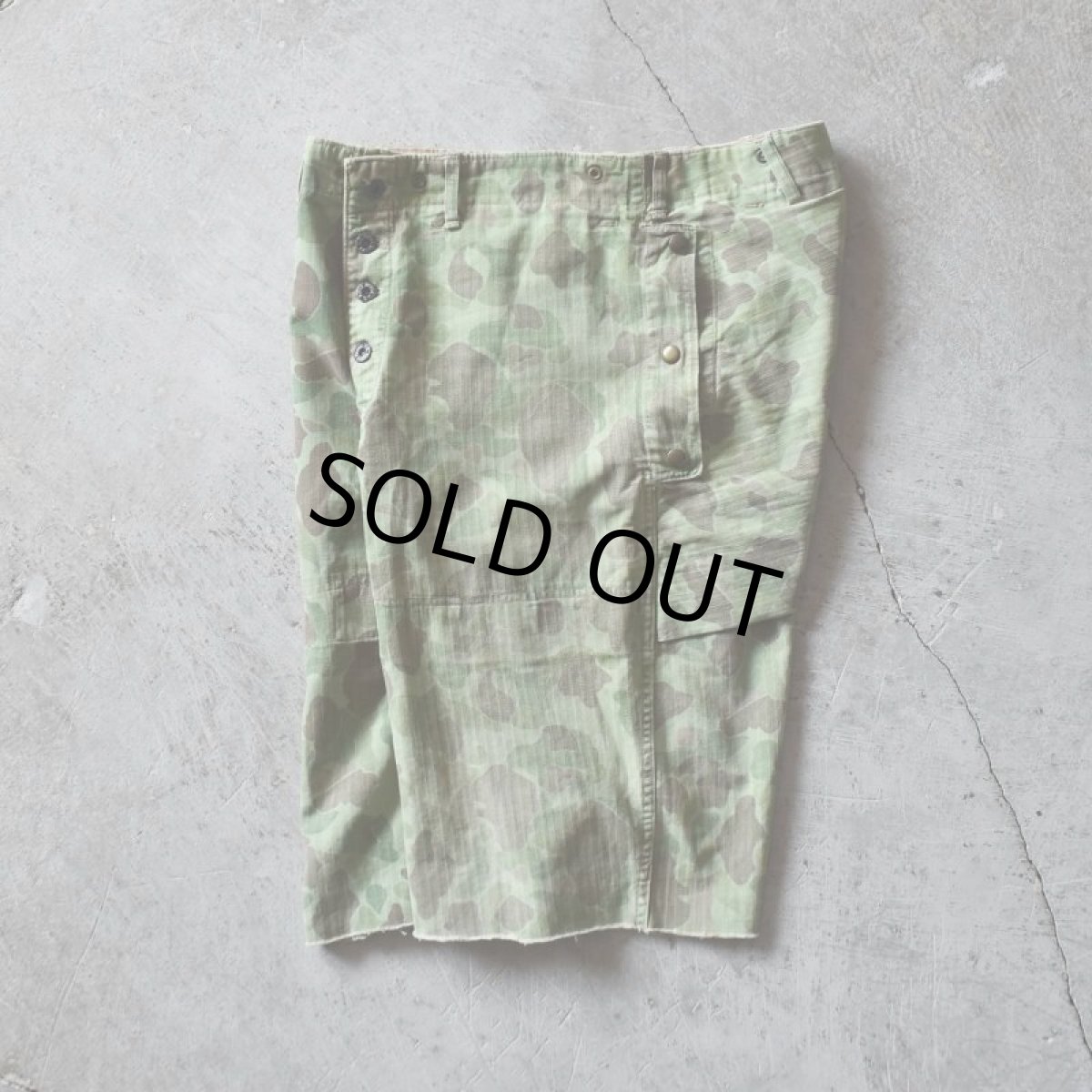 画像1: 1940s USMC P-1944 フロッグスキンHBTパンツ /カットオフ　  "1st MODEL"　 実寸W34  (1)