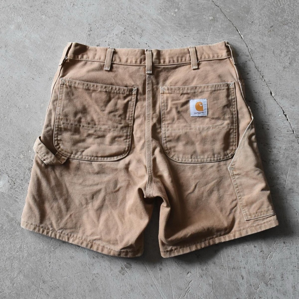 画像2: 1990s〜 Carhartt ダックペインターショーツ　 実寸W31  (2)
